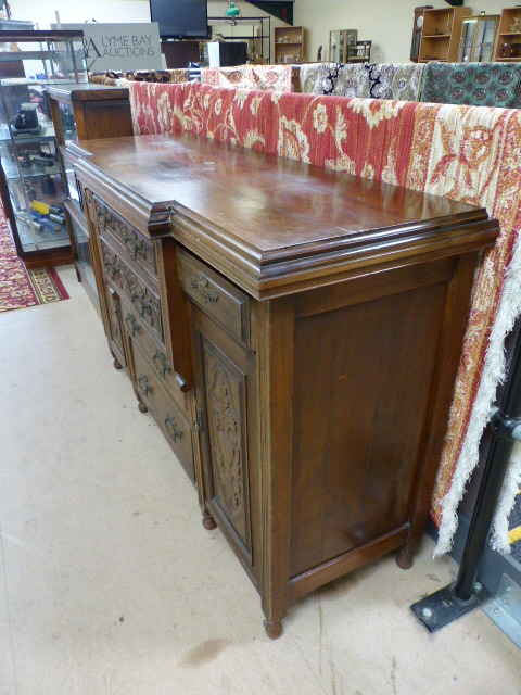 Mahogany Breakfront sideboard with Art nouveau decorated drawers flanked by two drawers - Image 2 of 3