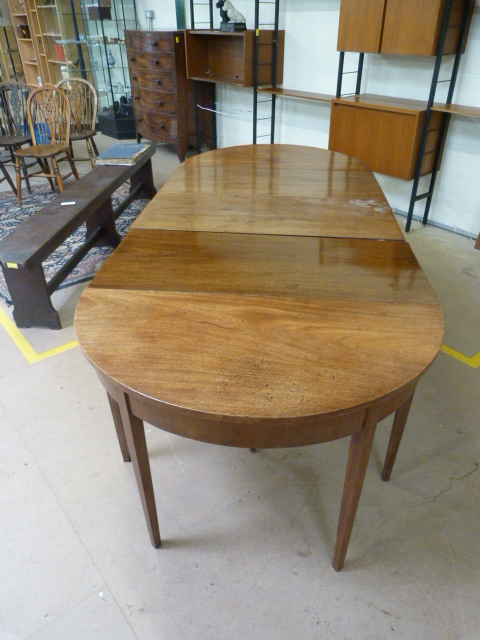 Mahogany dropleaf extending table - Image 2 of 3