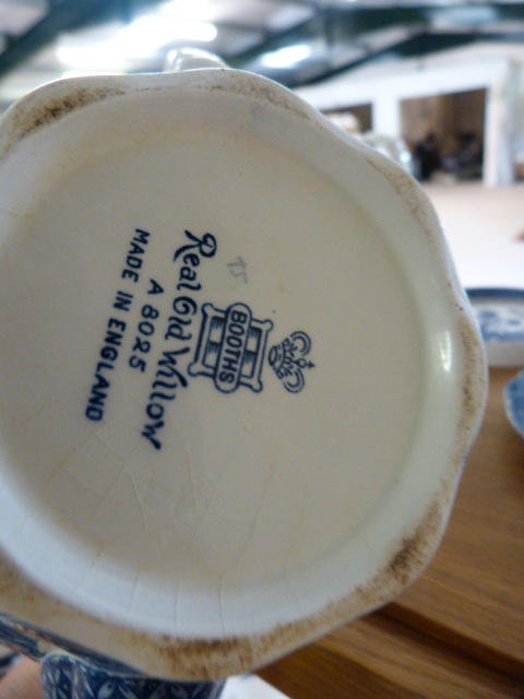 Large collection of blue and white Willow Pattern China - mostly Booths - Image 6 of 8
