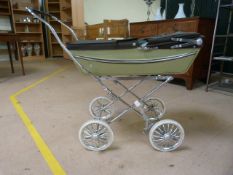 Silver Cross coach built children's toy pram