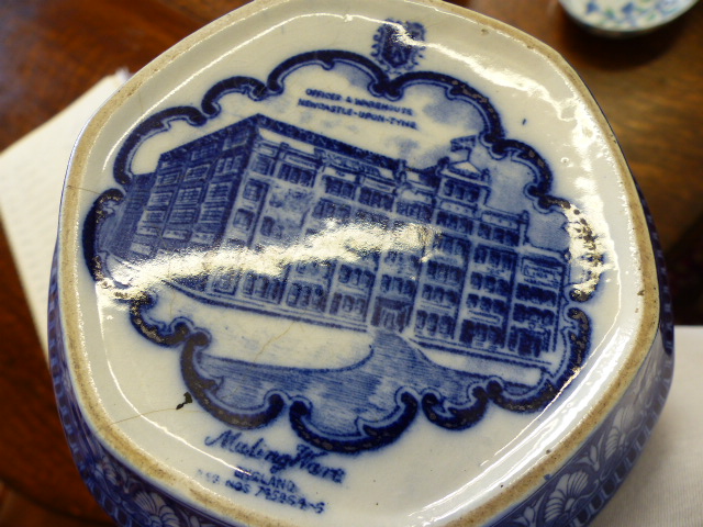 Maling Ware Ringtons biscuit barrel and two more blue and white dishes - Image 6 of 7