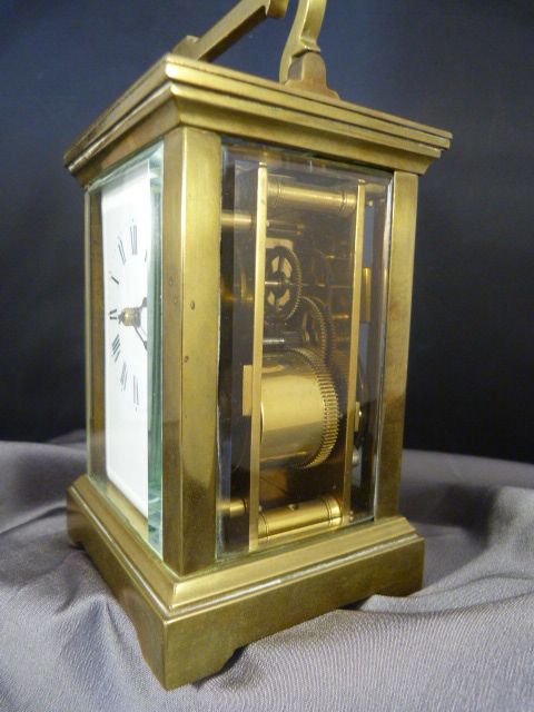 French brass carriage clock with white enamelled dial and Roman Numerals, Chiming action works on - Image 5 of 14