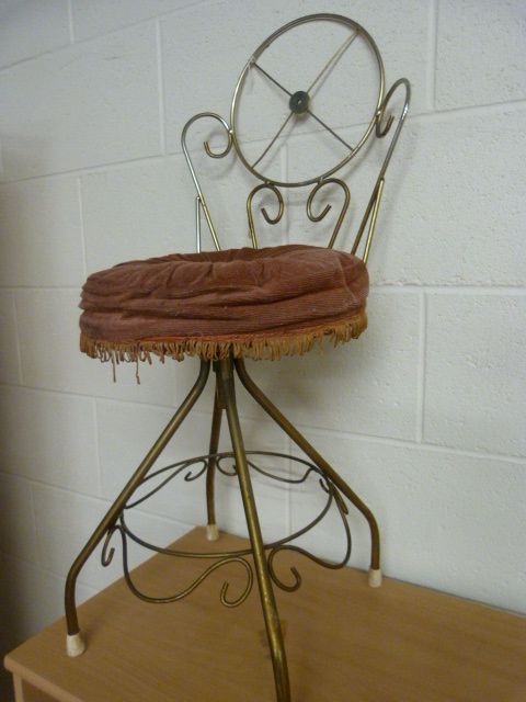 1950's style Boudoir chair - Image 4 of 4