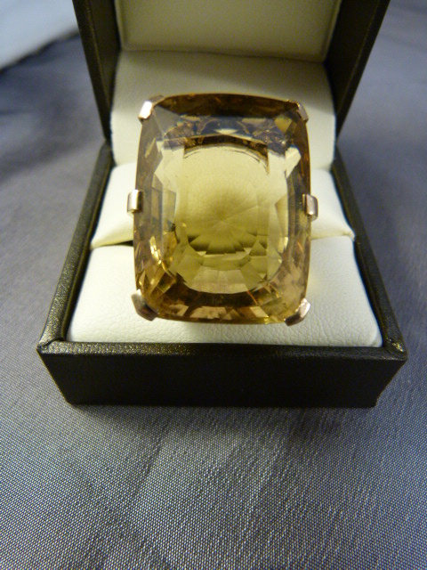 1930’s/1940’s ‘Specimen Ring’ the type Edith Sitwell was so very fond of, with a pale Fino Sherry - Image 12 of 12
