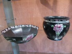 Shelley black ground Carnation Jardiniere and matching fruit bowl - flaking to paint mostly on the
