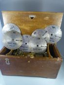 Inlaid Edwardian music box - Musical discs to sides (11 discs in total) Stop/Play switch to front