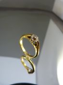 15ct Gold ring set with single sapphire stone