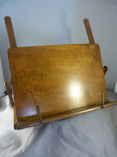 Terston book stand - Image 2 of 6