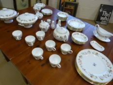 Wedgwood Mirabelle part dinner service