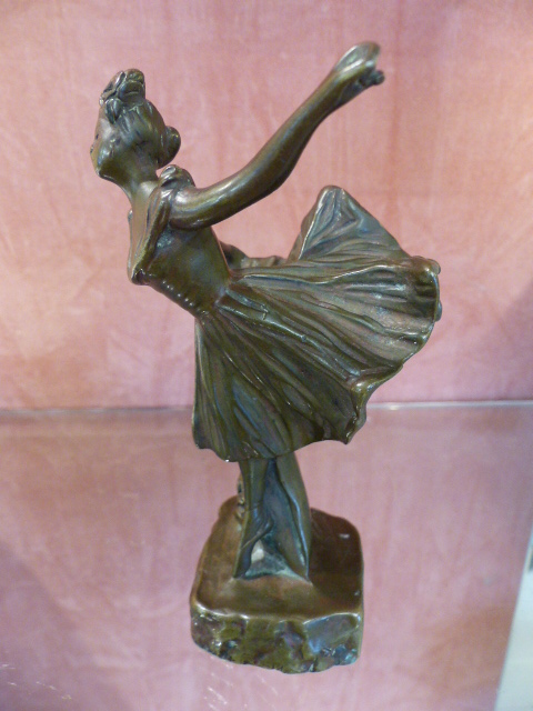 Bronze figure of a Ballet Dancer by Antoine Bofill (1875 - 1939 - Image 5 of 7