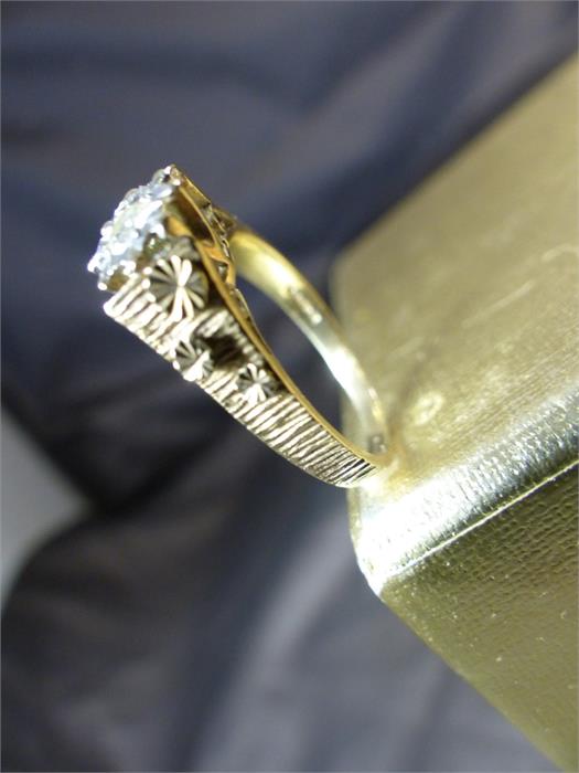 Vintage 9ct London 1969 Solitaire Diamond Ring, fancy Bark finish shoulders, with an illusion set . - Image 8 of 10