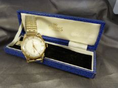 Gentlemans Smiths Deluxe 9ct Gold cased watch in original box with extra fittings for the Gold