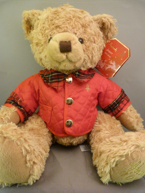 Five various collectible Harrods Teddy Bears - Harrods 2010, Harrods 2012, Harrods 2011, Harrods - Image 15 of 15