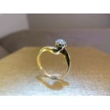 18ct Gold Diamond solitaire - Bright diamond in a high setting. UK - G1/2 Total Weight - 1.6g