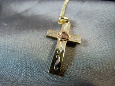 9ct 3 coloured Gold Cross approx 17.75mm x 36.10 long (including bale) set with 5 tiny diamonds