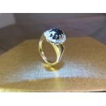 18ct Gold sapphire and Diamond ring set with large centre sapphire. UK - J Total Weight - 4.7g