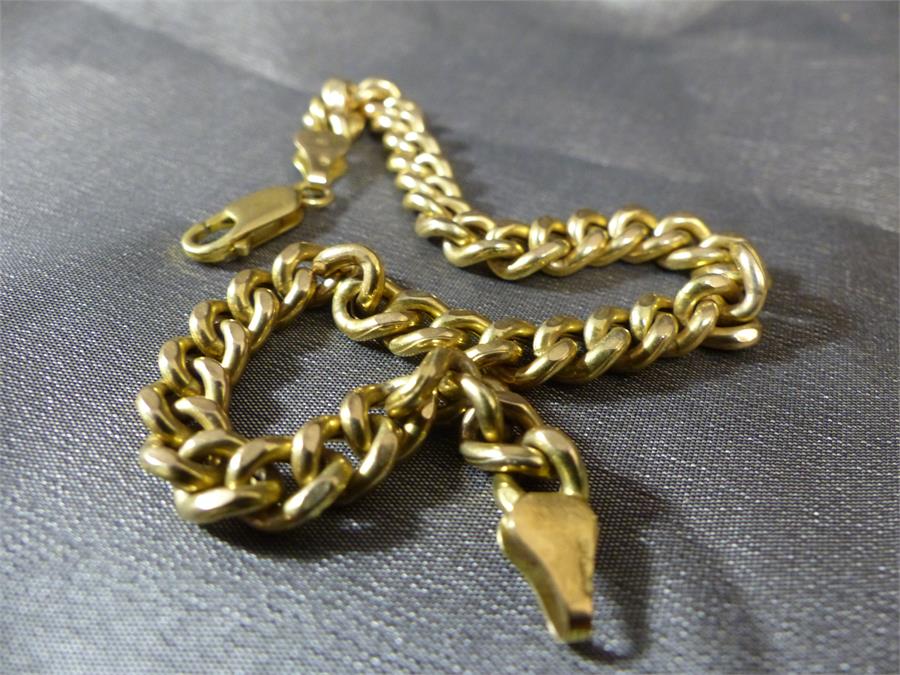 9ct Gold Hollow Figaro Bracelet approx 3mm wide and 7 1/4" long, with Lobster Claw Clasp. Similar - Image 2 of 3