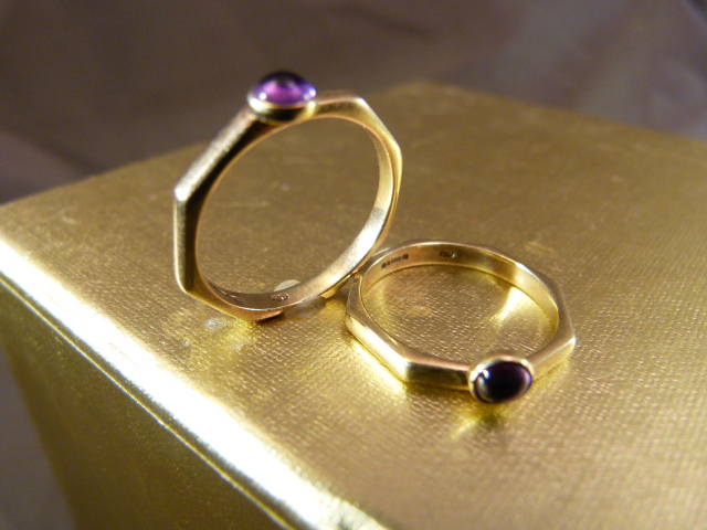 A Pair of 9ct Gold Amethyst set Rings by MG, contemporary design from 1988 meant to be worn - Image 3 of 5