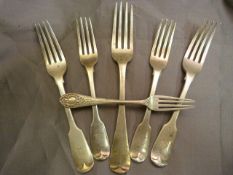 Six various hallmarked silver forks - Total weight 307.7g