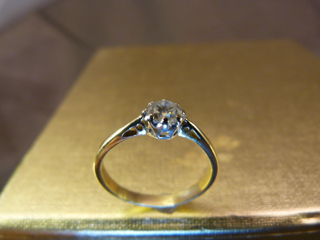 2003 Sheffield Hallmarked 18ct Gold 0.5carat, Diamond Solitaire Ring. Size UK - O1/2 USA - 7.25 - Image 2 of 2