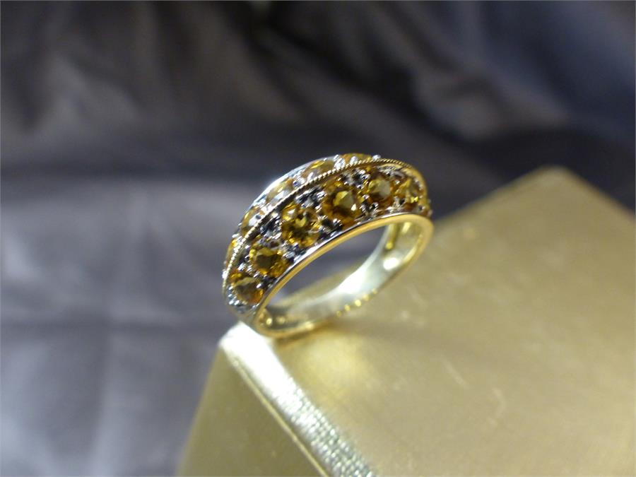 9ct QVC double row 14 stone Citrine Ring. Size UK - M and USA - 6. Weight approx 3.1g - Image 4 of 6