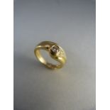 14ct /14 K Gold ring with central diamond and diamonds to one shoulder - Weight approx 5.9g Ring