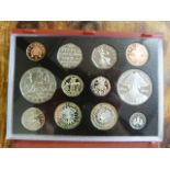 Royal Mint - Trafalgar Mint coin set in Red leather case