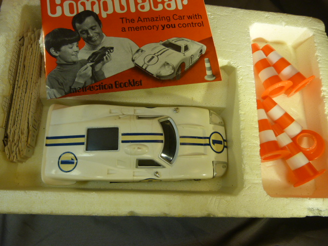 Mid Century Toy's - Flashy Flicker's Magic picture gun and a Computacar by Mettoy - Image 2 of 6