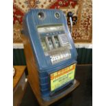 Mills One Armed Bandit Penny fruit machine (in working order)
