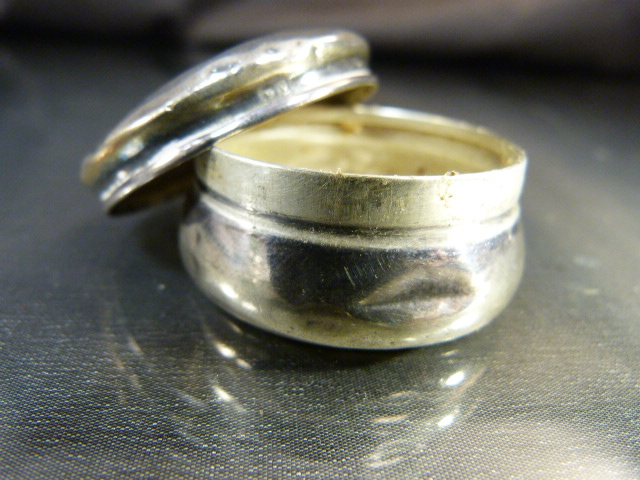 Three hallmarked silver items to include a pebble shaped snuff case and two silver pots. total - Image 11 of 19