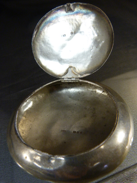 Three hallmarked silver items to include a pebble shaped snuff case and two silver pots. total - Image 15 of 19