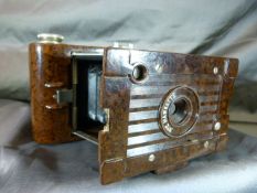 1930's Kodak Hawkette No.2 Bakelite Camera - Condition report - no marks chips or scratches.