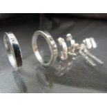 Hot Diamond Collection compromising of two identical silver 925 Dress rings approx 3.3mm wide and