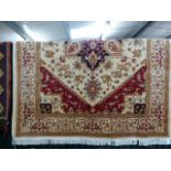 Beige ground Heriz Carpet 2.80 x 2.00