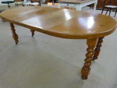 Large extending mahogany table on Barley Twist legs with castors - Handle in office