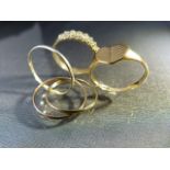 3 9ct Gold rings. (1) Heart shaped approx 8.1mm deep signet ring Size approx UK - P and USA - 7.