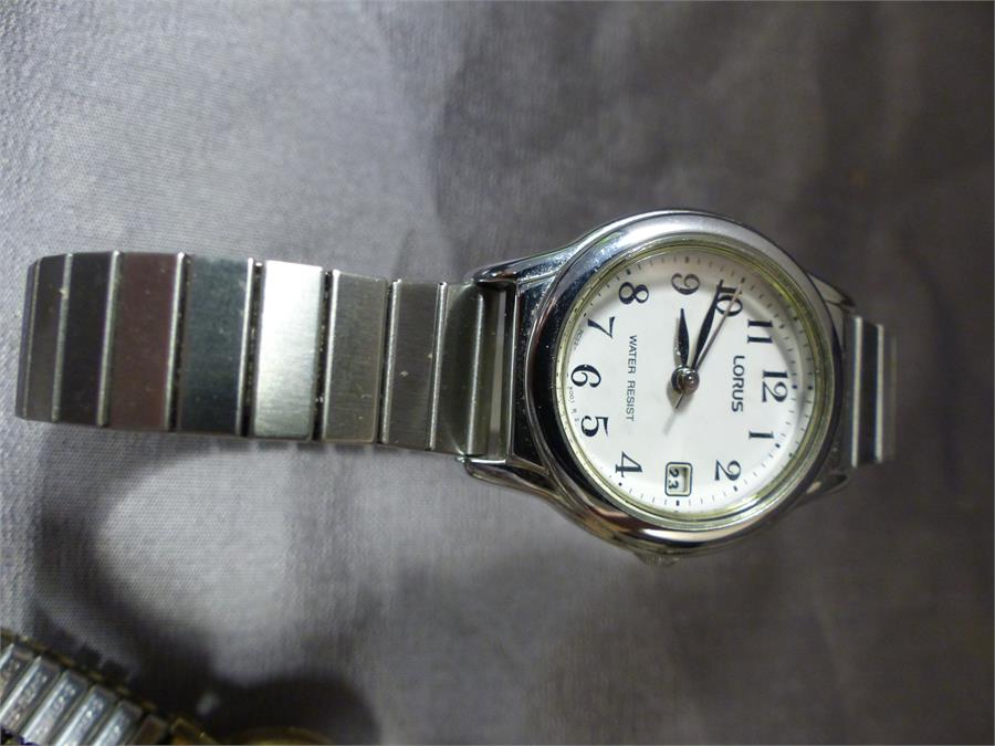 9ct Gold Tissot ladies wrist watch - strap is plated. Along with a Lorus ladies wrist watch - Image 2 of 3