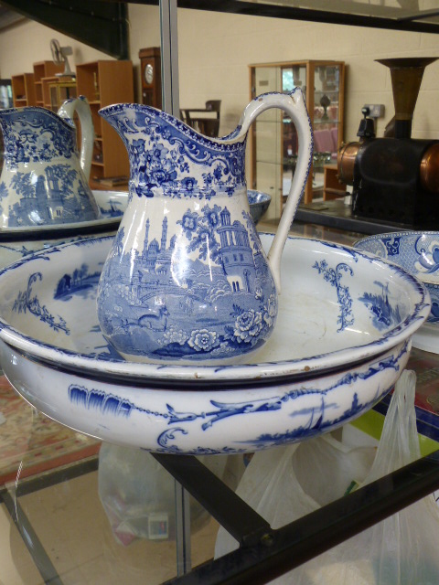 Large Copeland mixing bowl, Blue and White Willow pattern bowl (unmarked), Delph Blue and White - Image 2 of 4