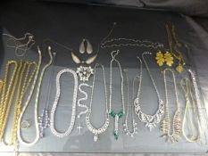 Small collection of good quality costume jewellery to include a silver and Gilt milor necklace (