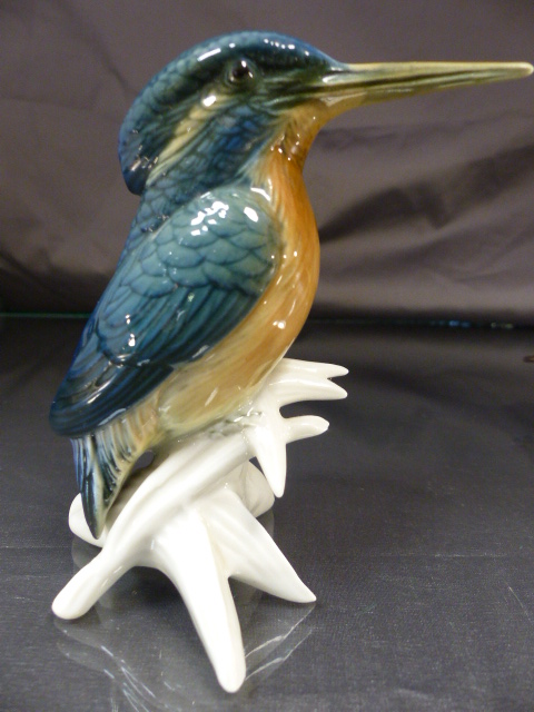 Karl Ens figure of a Kingfisher (Condition - no chips or cracks) along with a West German Geobel - Image 3 of 9