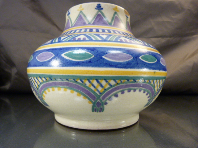 Poole Pottery Squat Vase in a Geometric design. Pattern WH and makers mark indistinct. Shape - Image 4 of 6