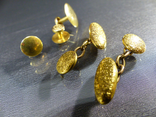 Pair of 9ct Gold Cufflinks, pair of 9ct Gold collar studs and a spare collar stud. - Total approx - Image 2 of 4