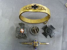 WW1 gold metal sweetheart style bracelet with iron cross (1914) and engraved to the inner "