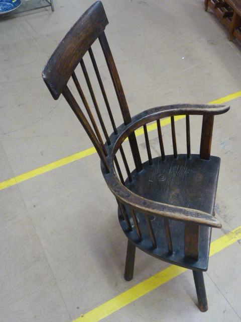 An Antique welsh comb back chair in Ash and poss Fruitwood with curved top rail. Thick odd shaped - Image 3 of 6