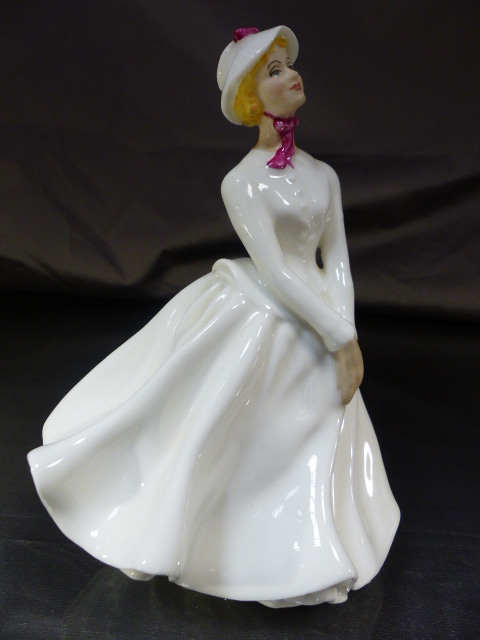 Three Royal Doulton lady figurines - Fragnance HN2334, Adrienne HN2304 and Enchantment HN2178 - Image 18 of 21