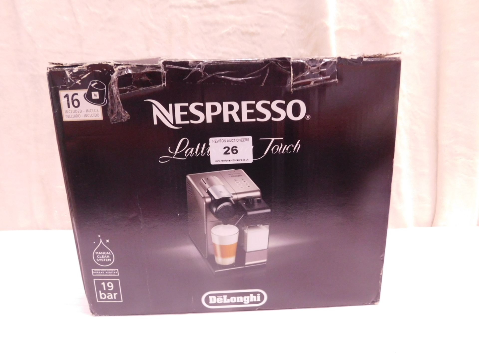 1 BOXED DELONGHI NESPRESSO LATTISSIMA ONE TOUCH COFFEE MACHINE RRP £219.99