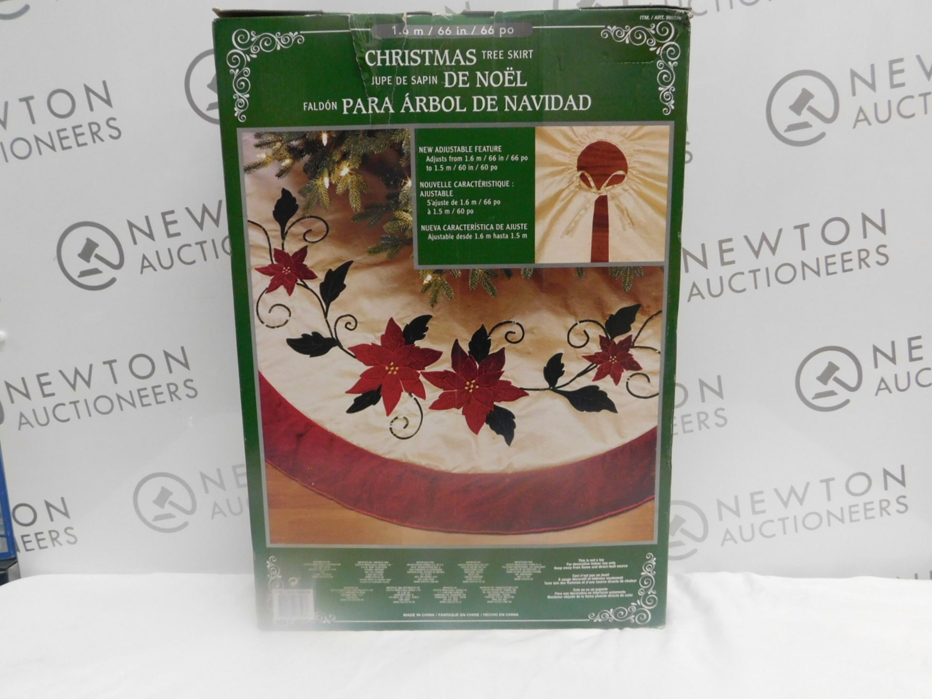 1 BOXED CHRISTMAS TREE SKIRT RRP £34.99