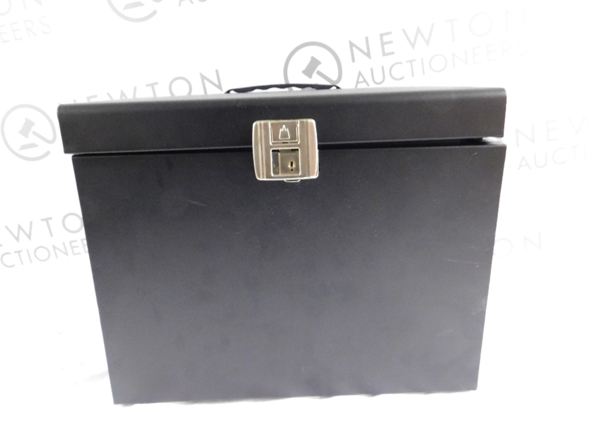 1 BLACK METAL A4 FILE CASE RRP £39.99