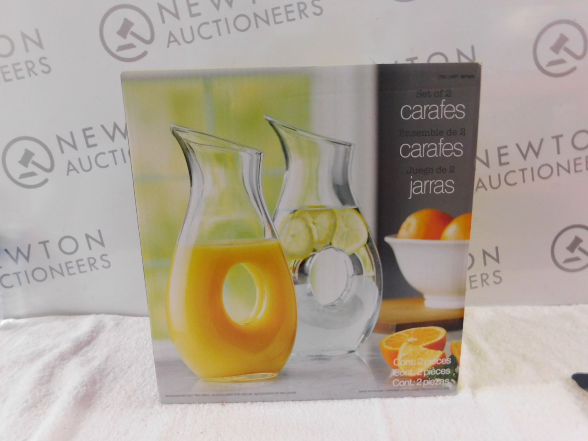 1 BOXED SET OF 2 GLASS CARAFES RRP £29.99