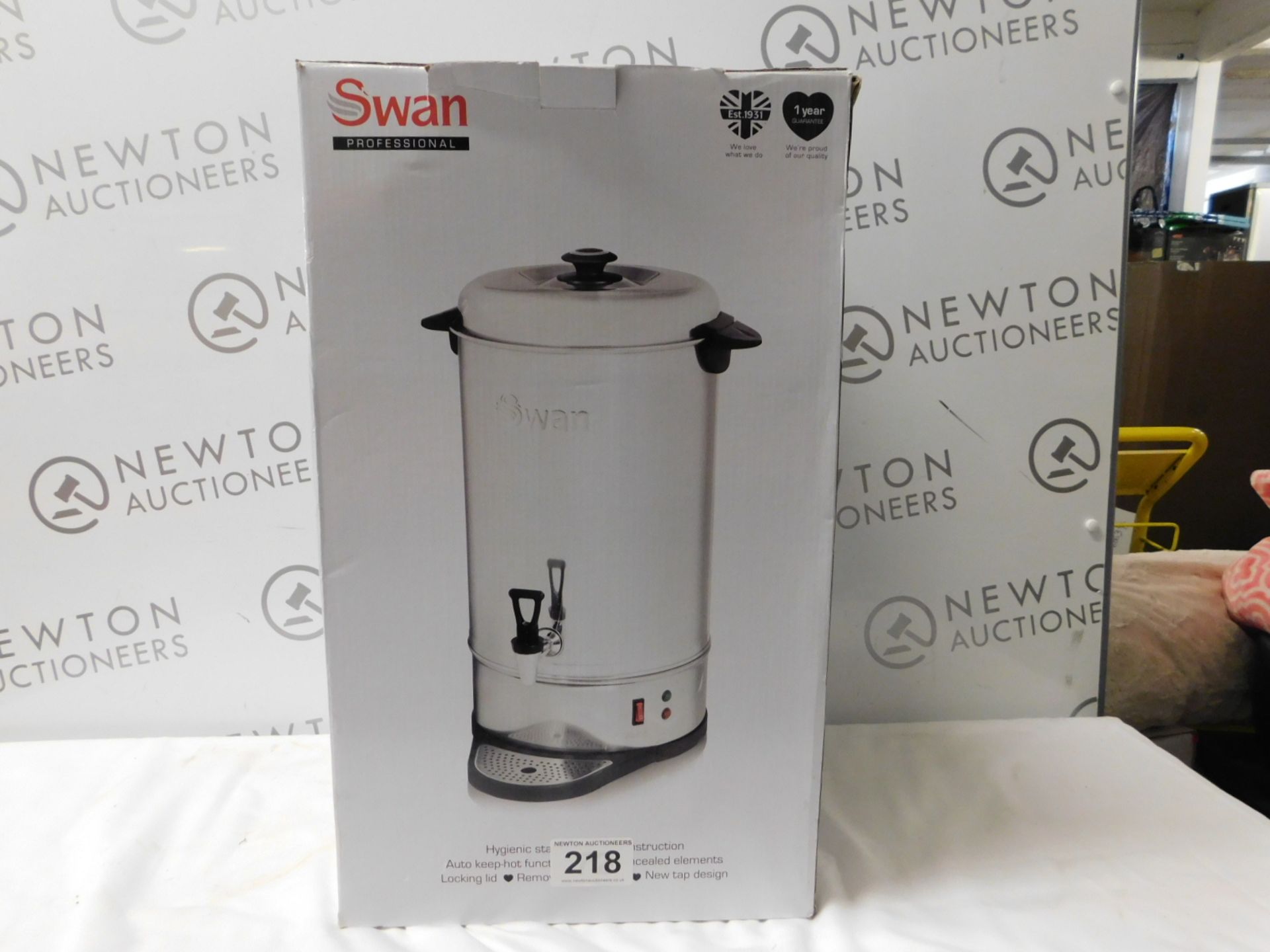 1 BOXED SWAN WATER BOILER CATTERRING URN 20L RRP £119